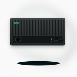Green Cell Spannungswandler 12V auf 230V mit USB - realistische Detailansicht